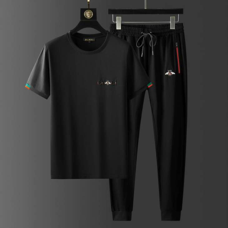 Picture of Gucci Shirt Pant Suits _SKUGucciM-4XL25cr2300922031